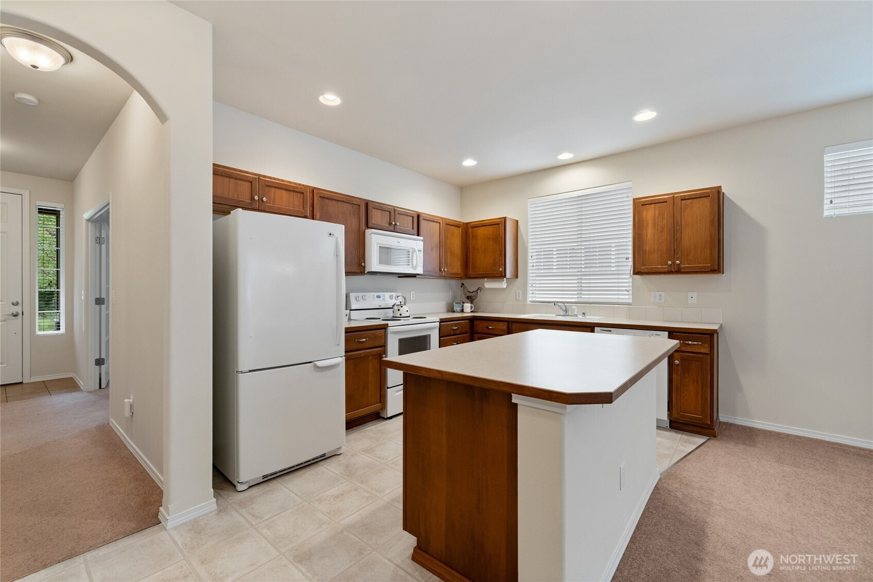 9030 Campus Glen Drive NE, Lacey, WA 98516