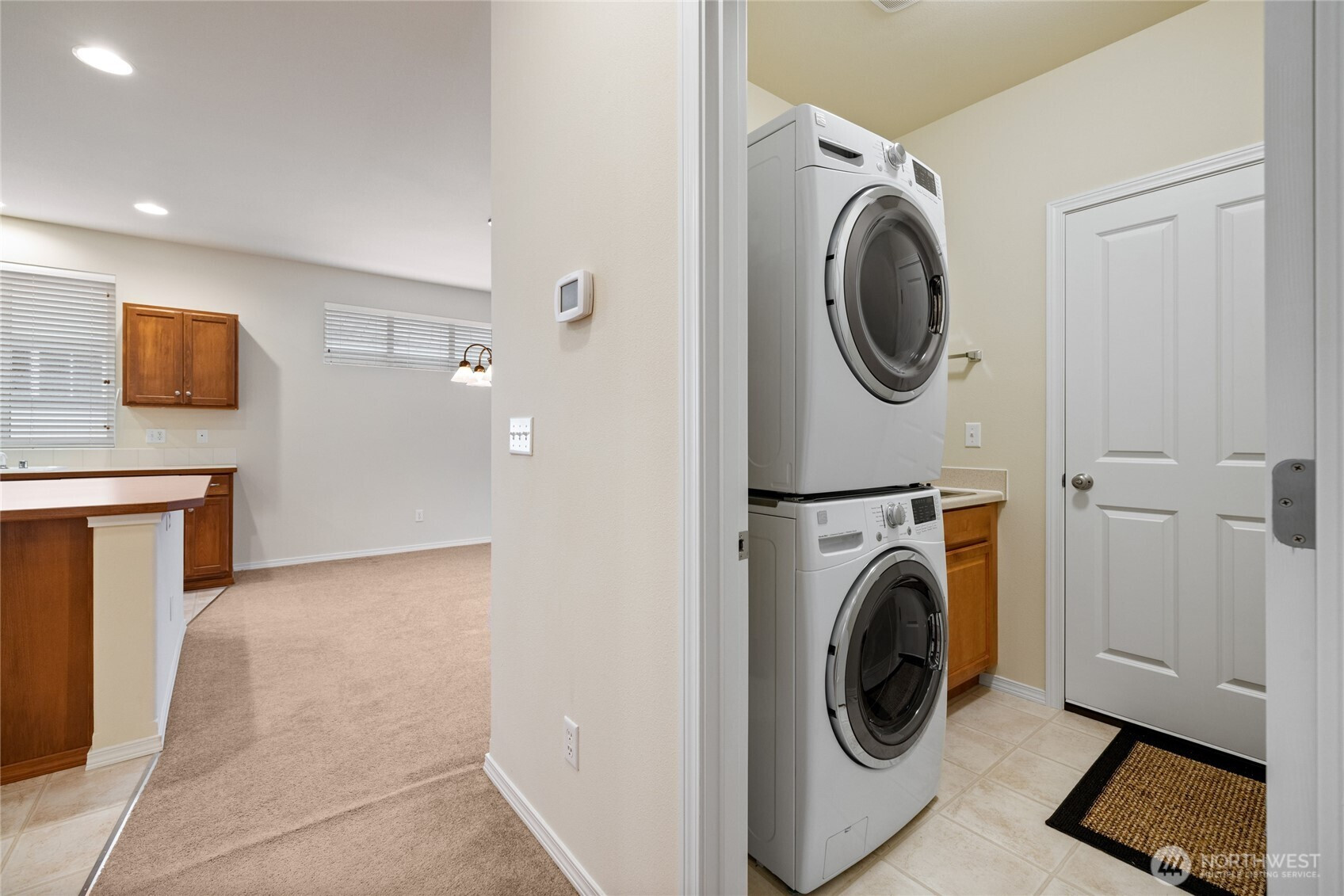 9030 Campus Glen Drive NE, Lacey, WA 98516