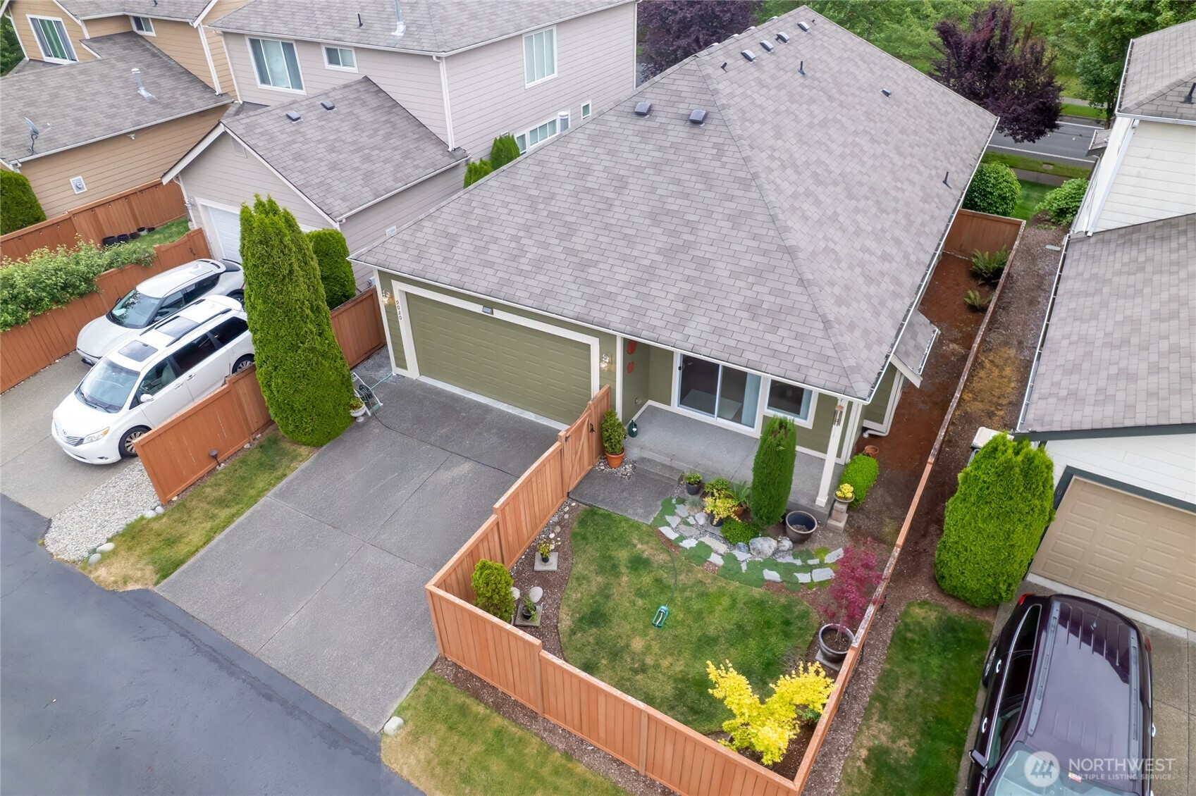 9030 Campus Glen Drive NE, Lacey, WA 98516