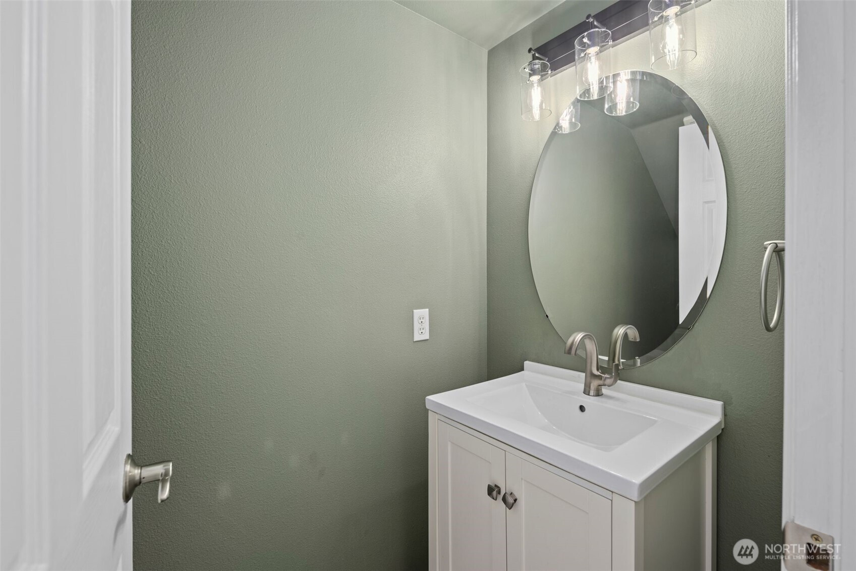 10129 224th Ave NE, Redmond, WA 98053