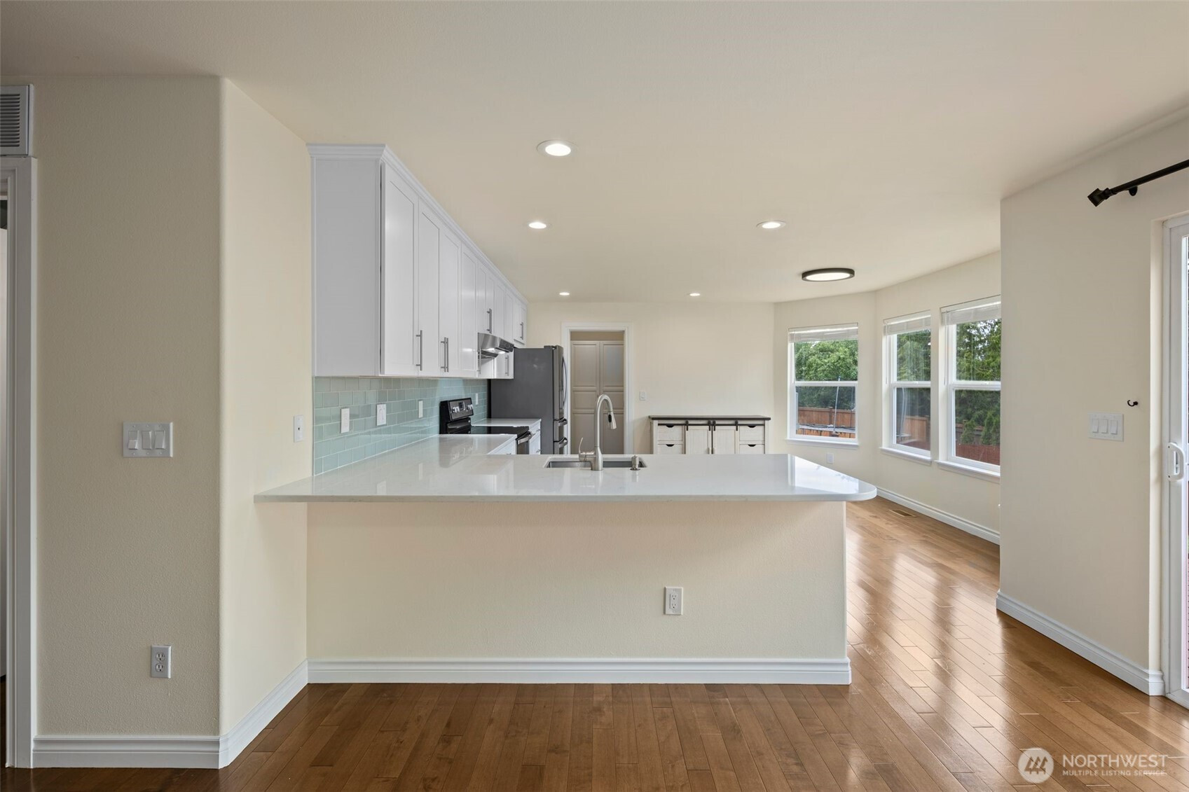 10129 224th Ave NE, Redmond, WA 98053