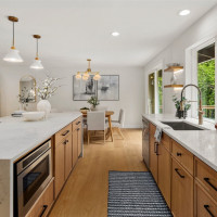 17517 NE 22nd Court, Redmond, WA 98052