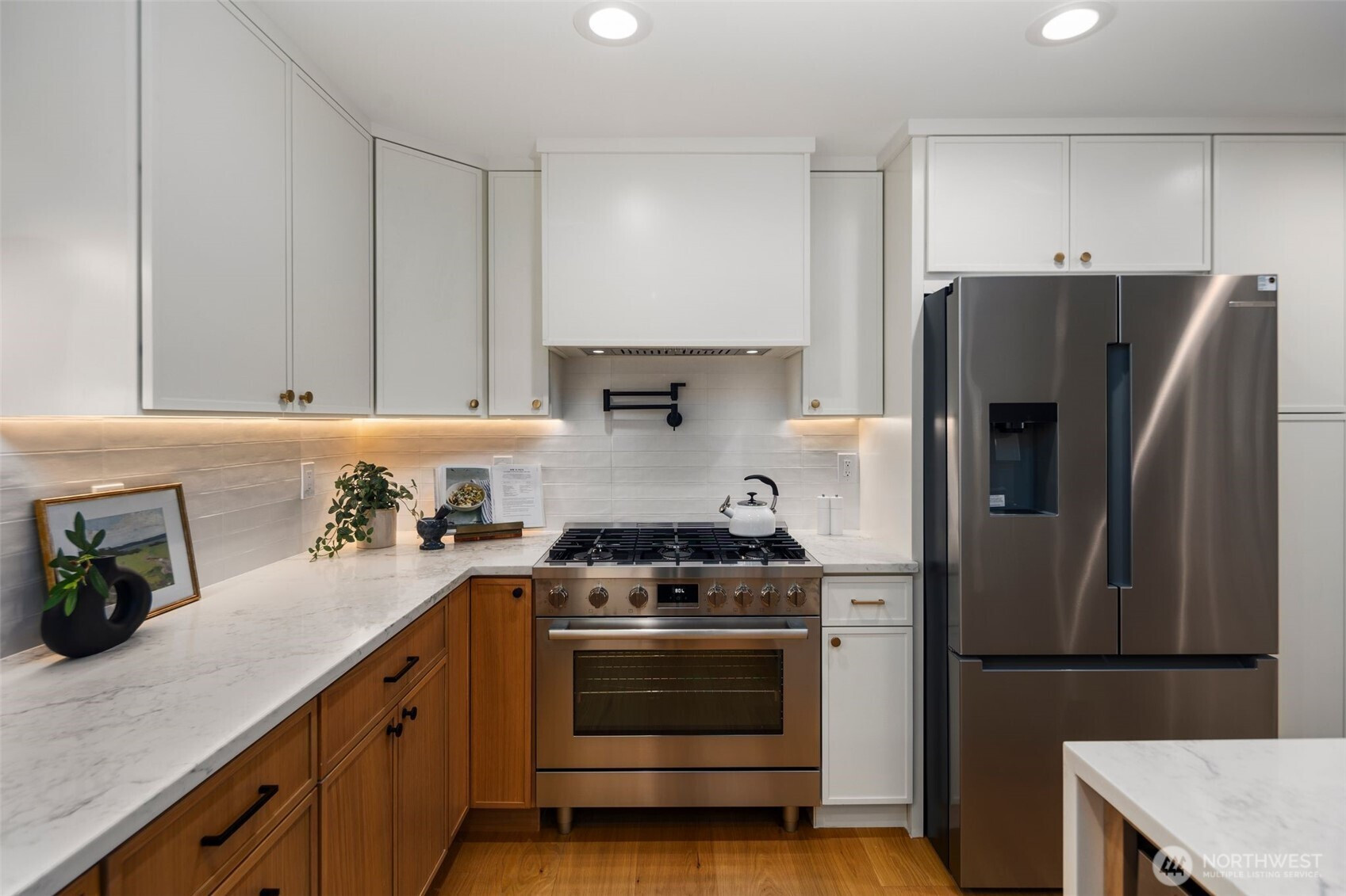 17517 NE 22nd Court, Redmond, WA 98052