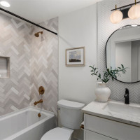 17517 NE 22nd Court, Redmond, WA 98052