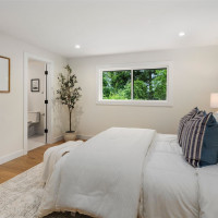 17517 NE 22nd Court, Redmond, WA 98052