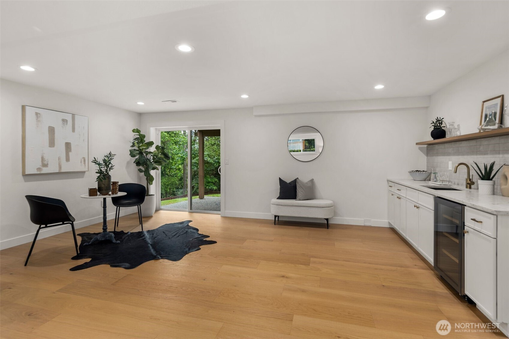 17517 NE 22nd Court, Redmond, WA 98052