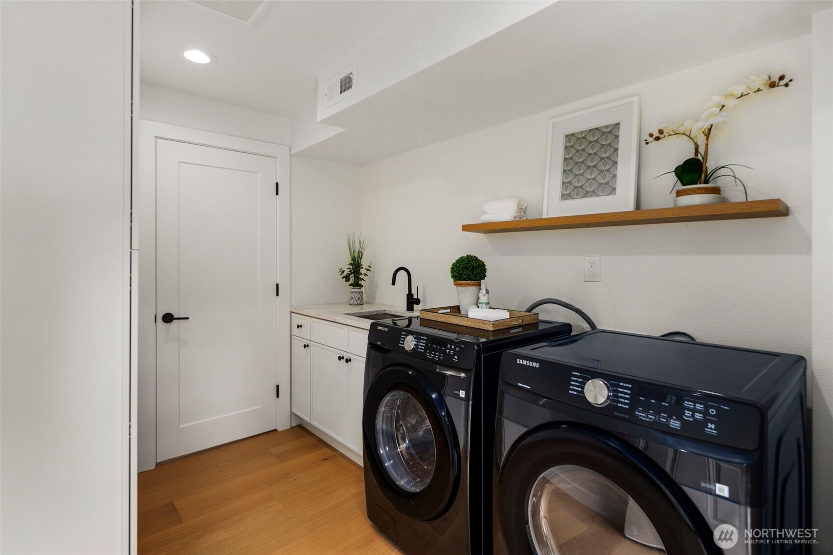 17517 NE 22nd Court, Redmond, WA 98052