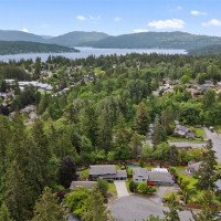 17517 NE 22nd Court, Redmond, WA 98052