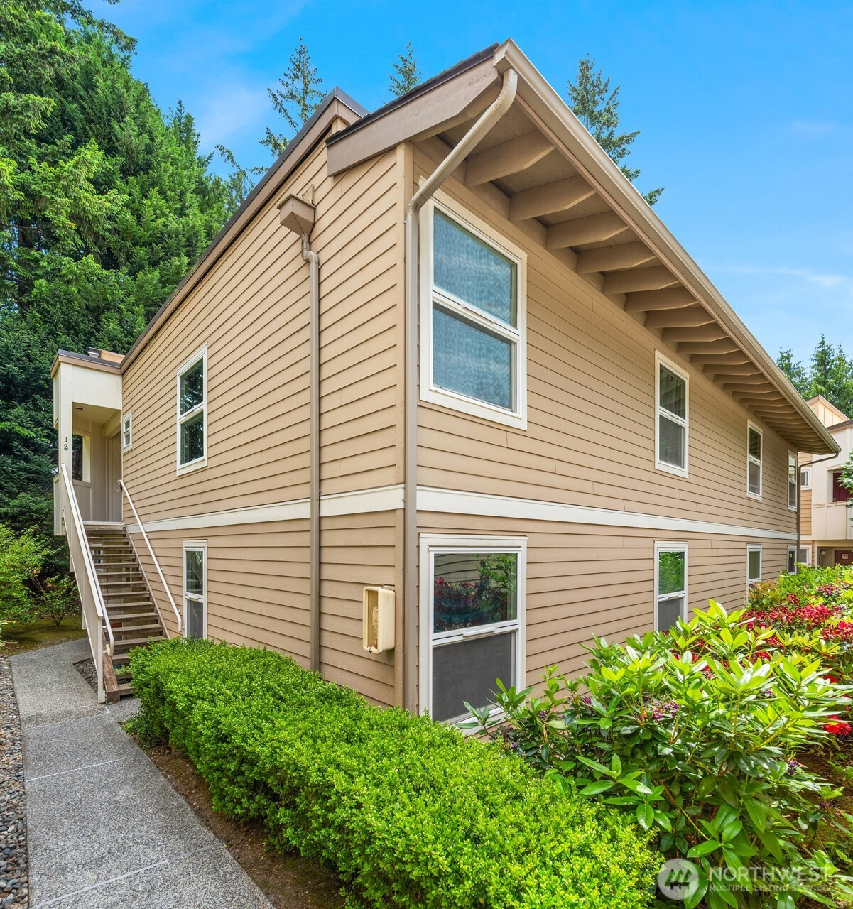 14615 NE 40th Street, Bellevue, WA 98007