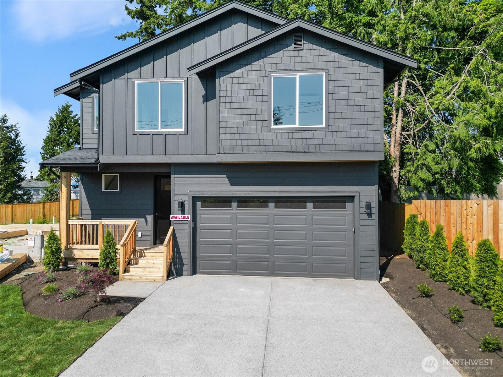 501 ` Legion Drive, Everett, WA 98201