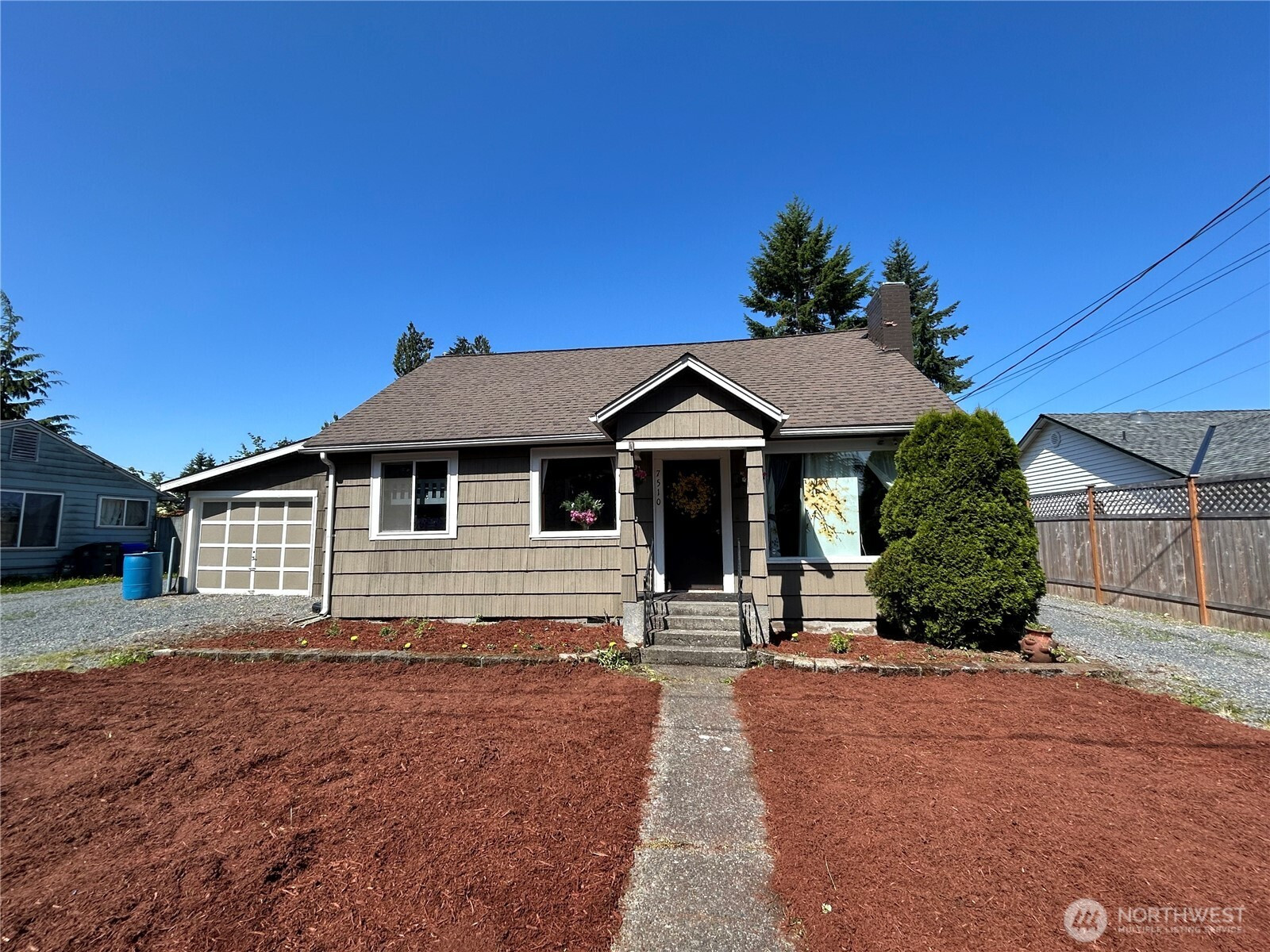 7510 Olympic Drive, Everett, WA 98203