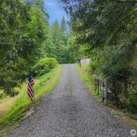 4562 SE Burley Olalla Road, Olalla, WA 98359