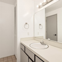 11012 NE 68th Street, Kirkland, WA 98033