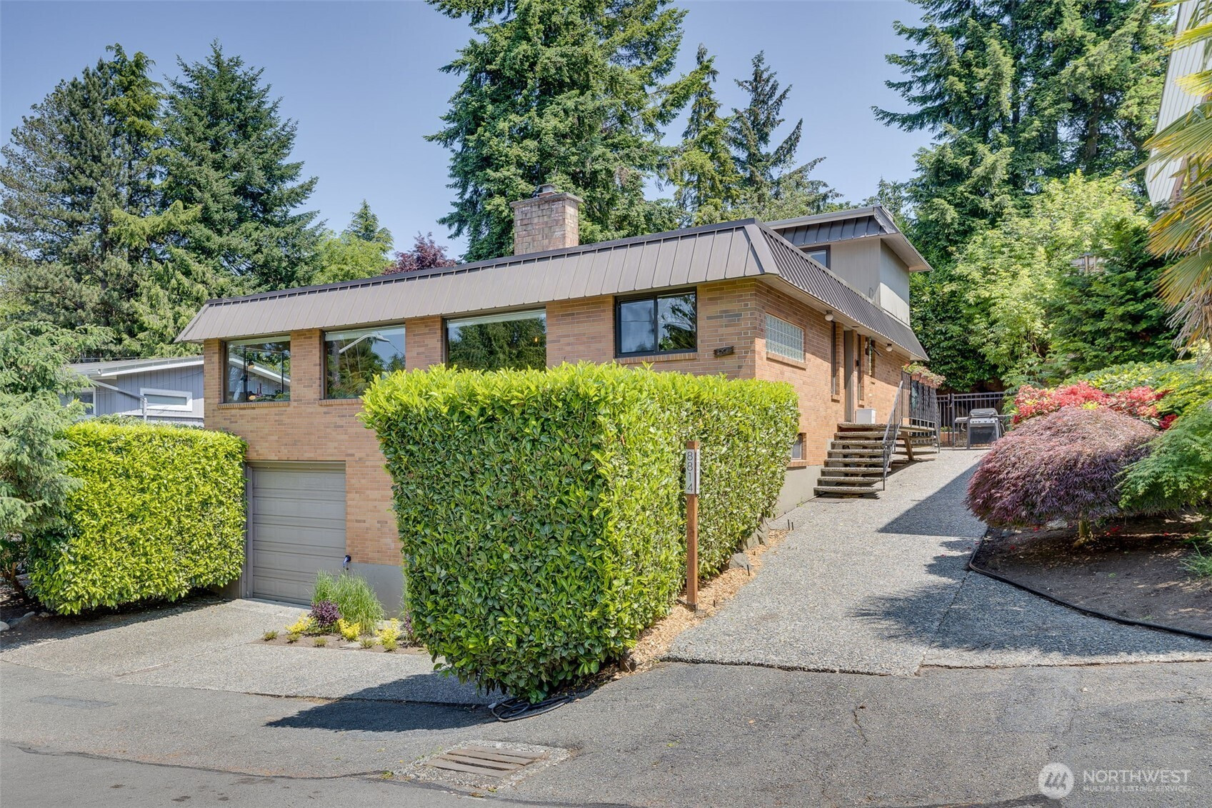 8814 Earl Avenue NW, Seattle, WA 98117