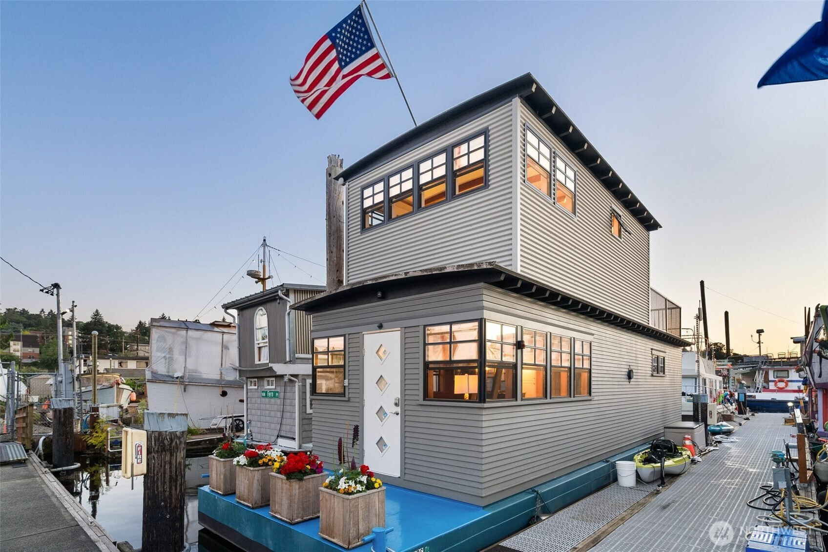 360 W Ewing Street, Seattle, WA 98119