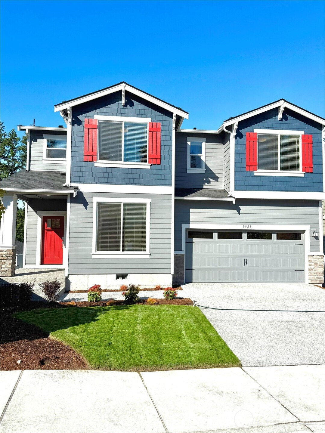 5923 136th Street SW, Edmonds, WA 98026