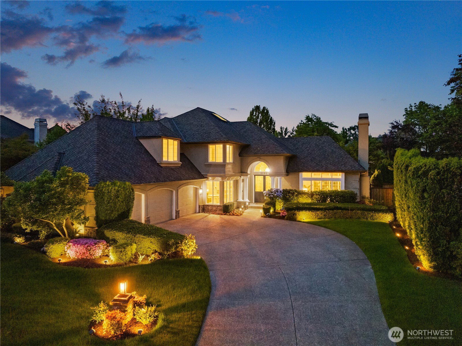 2260 269th Court SE, Sammamish, WA 98075