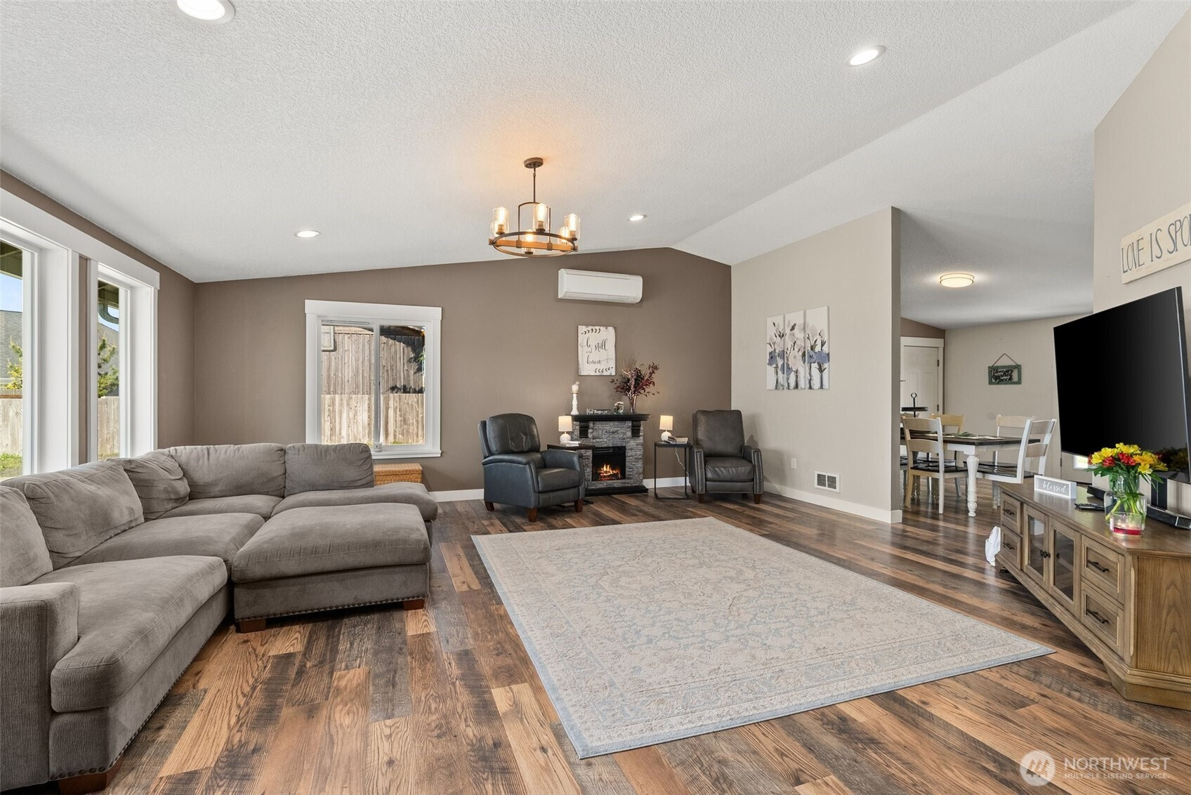 202 Abram Lane, Chehalis, WA 98532