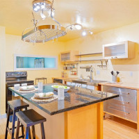 500 N National Avenue, Bremerton, WA 98312