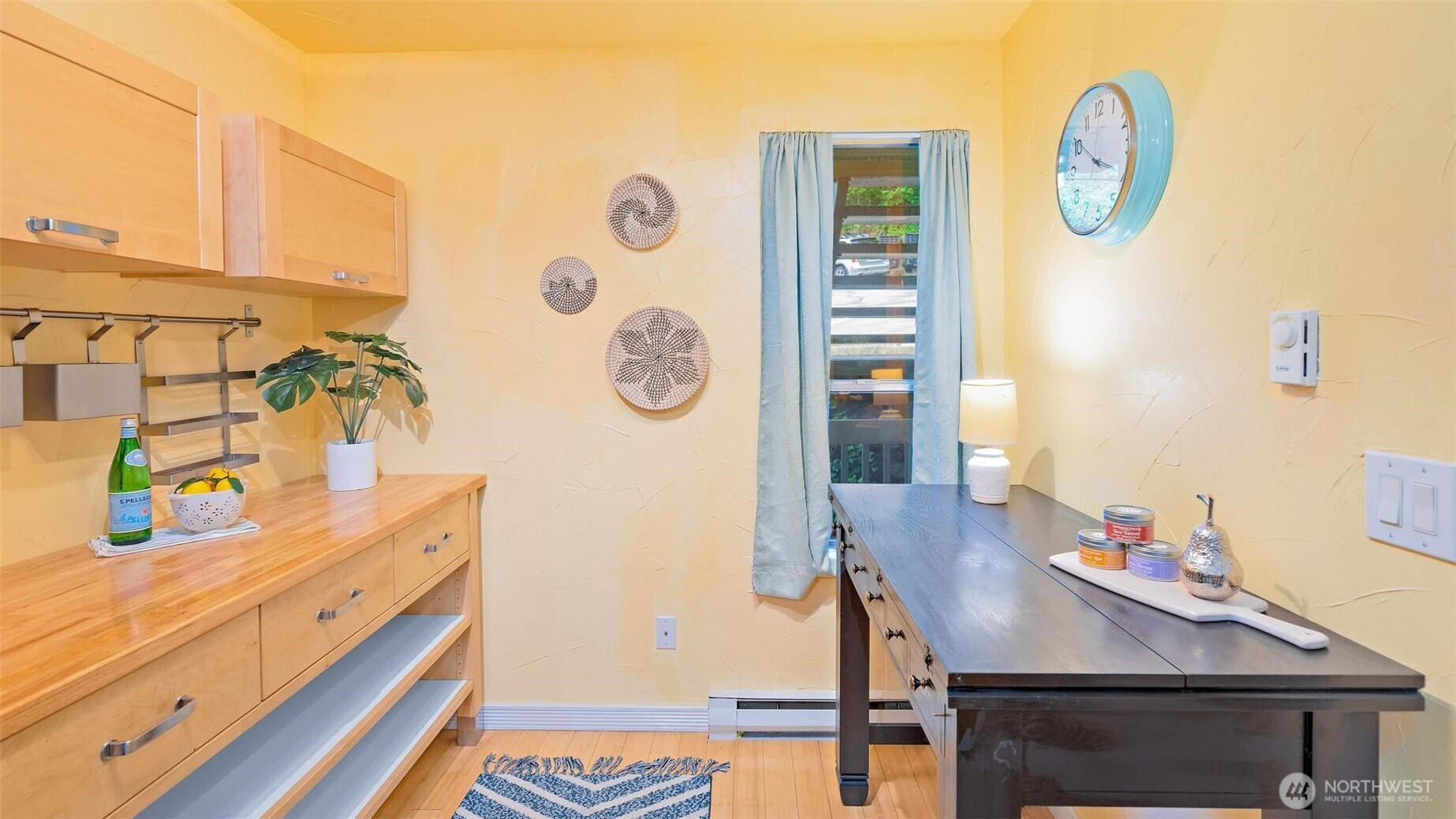 500 N National Avenue, Bremerton, WA 98312