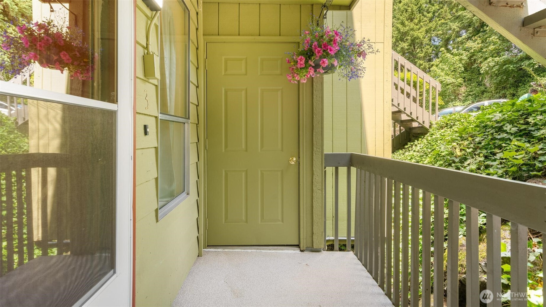 500 N National Avenue, Bremerton, WA 98312