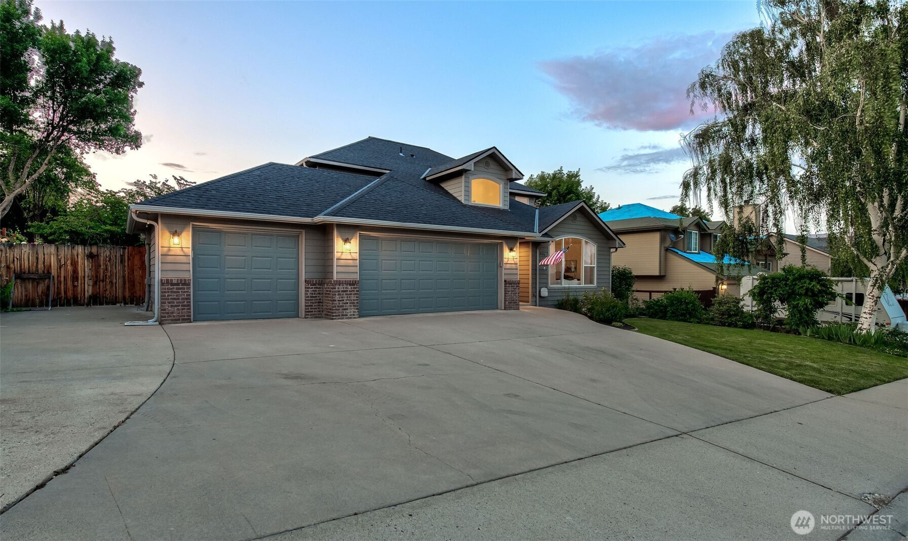 1906 Lion Place, Wenatchee, WA 98801