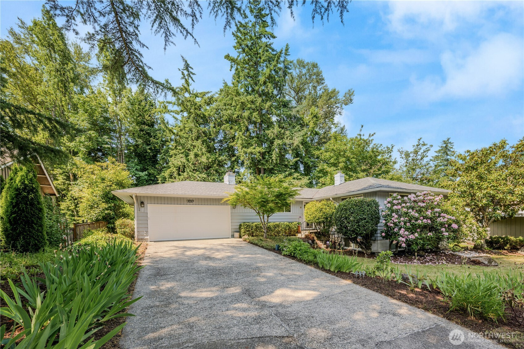 5253 120th Avenue SE, Bellevue, WA 98006