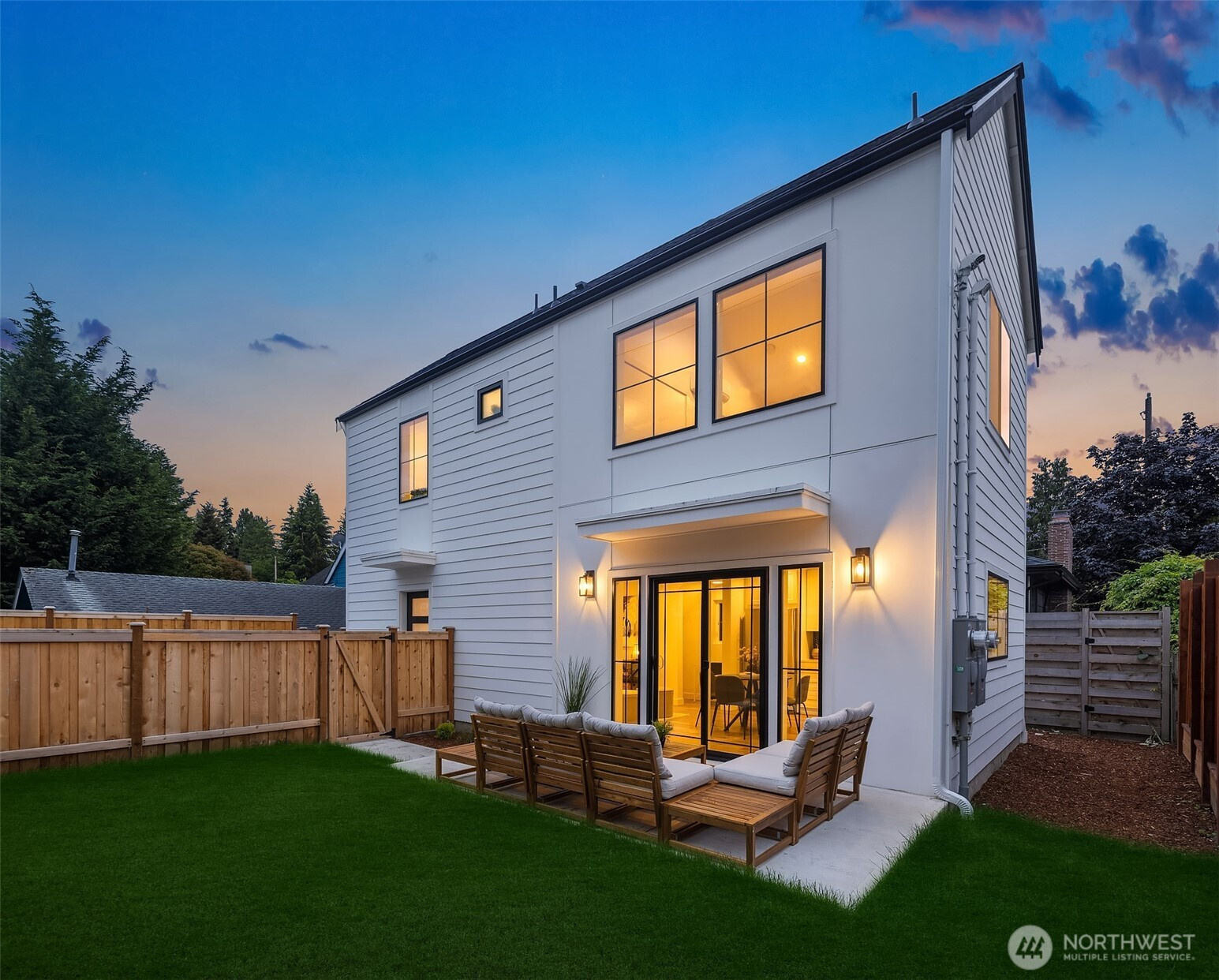 9224 36th Avenue SW, Seattle, WA 98126