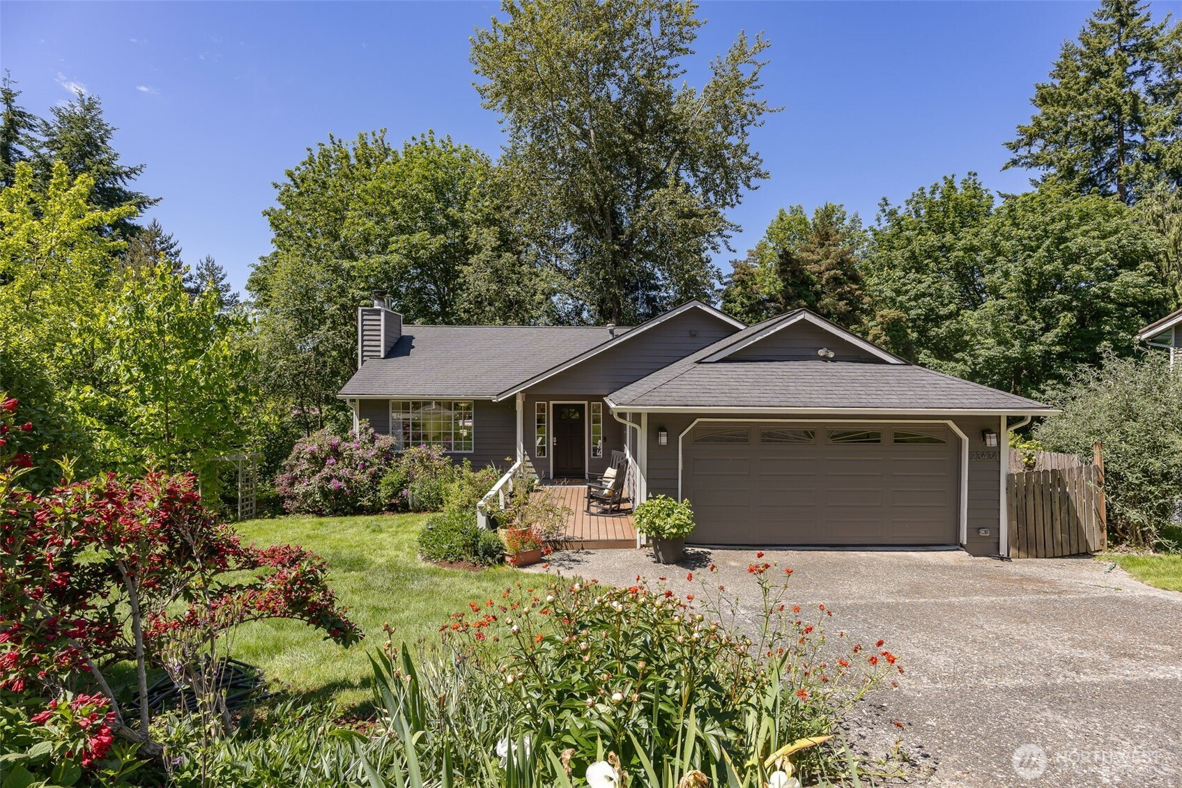 23434 39th Avenue W, Brier, WA 98036