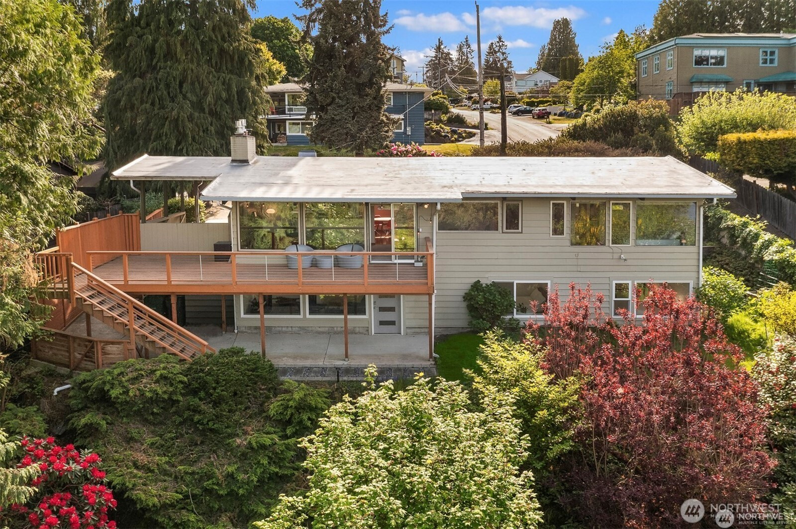 10762 Exeter Avenue NE, Seattle, WA 98125