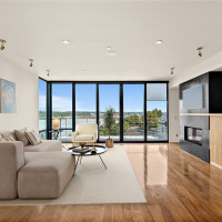 302 N Stadium Way, Tacoma, WA 98403