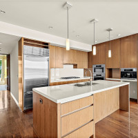 302 N Stadium Way, Tacoma, WA 98403