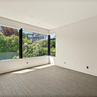 302 N Stadium Way, Tacoma, WA 98403