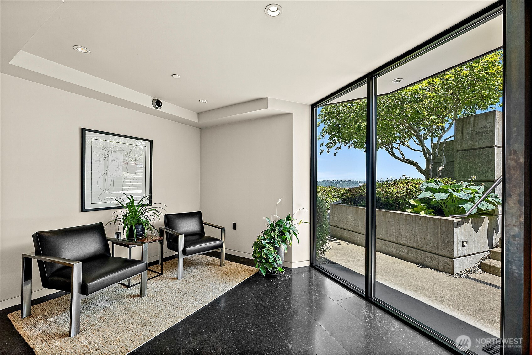 302 N Stadium Way, Tacoma, WA 98403