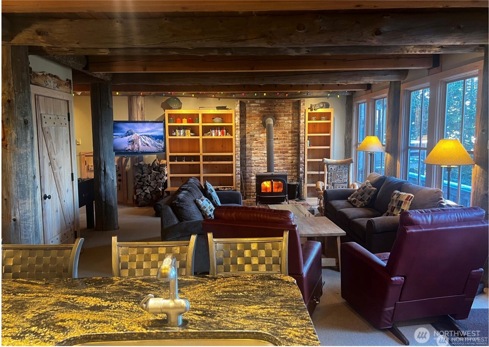 210 Gold Hill Road, Enumclaw, WA 98022