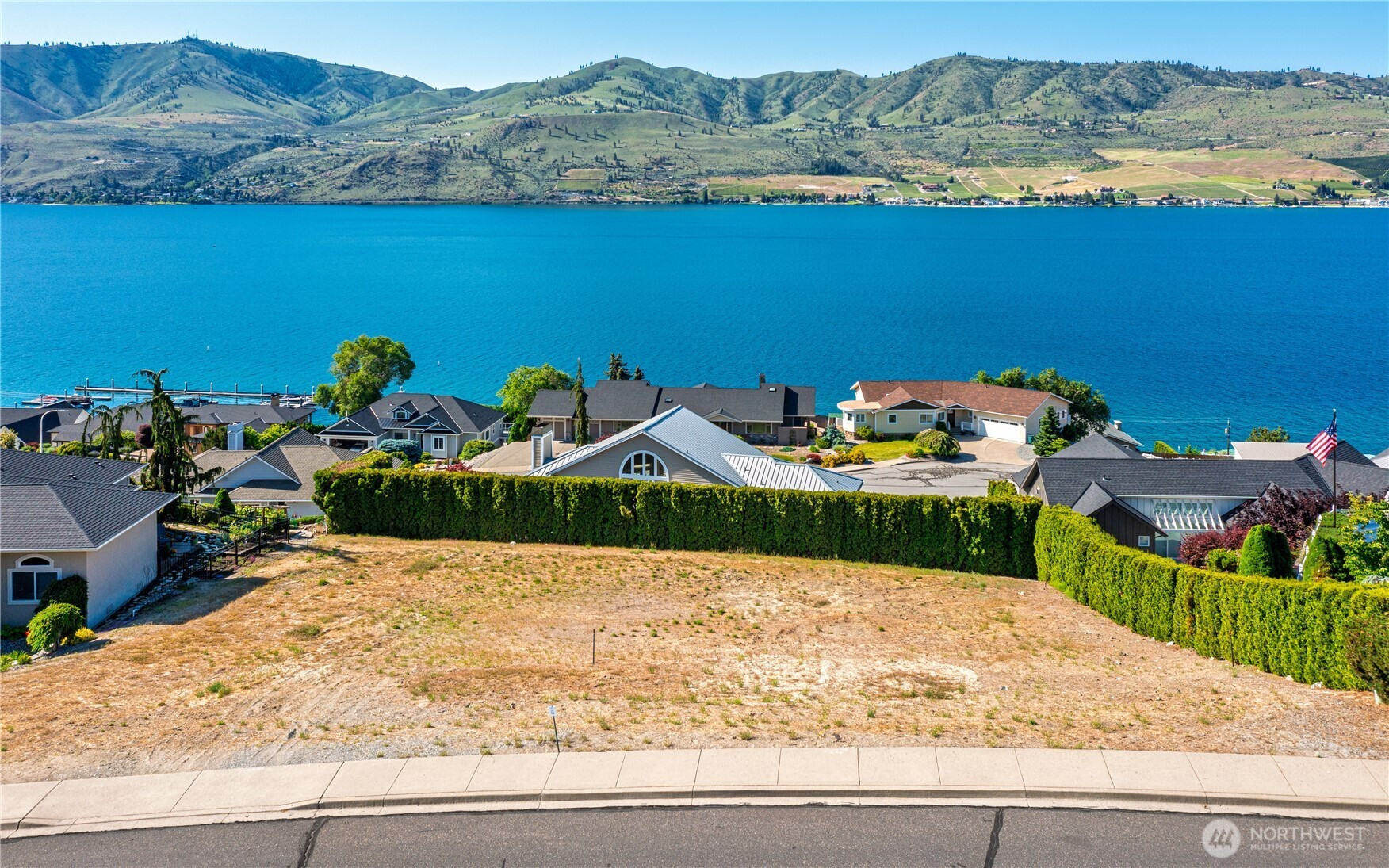 109 Apple Avenue, Chelan, WA 98816