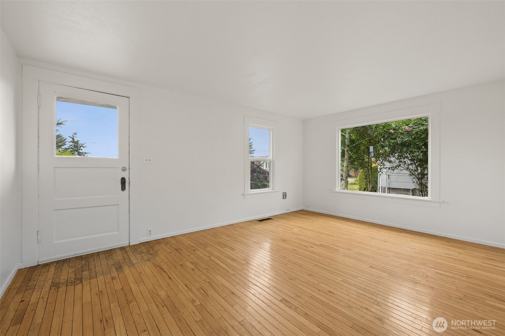 3586 E L Street, Tacoma, WA 98404