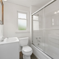 3586 E L Street, Tacoma, WA 98404