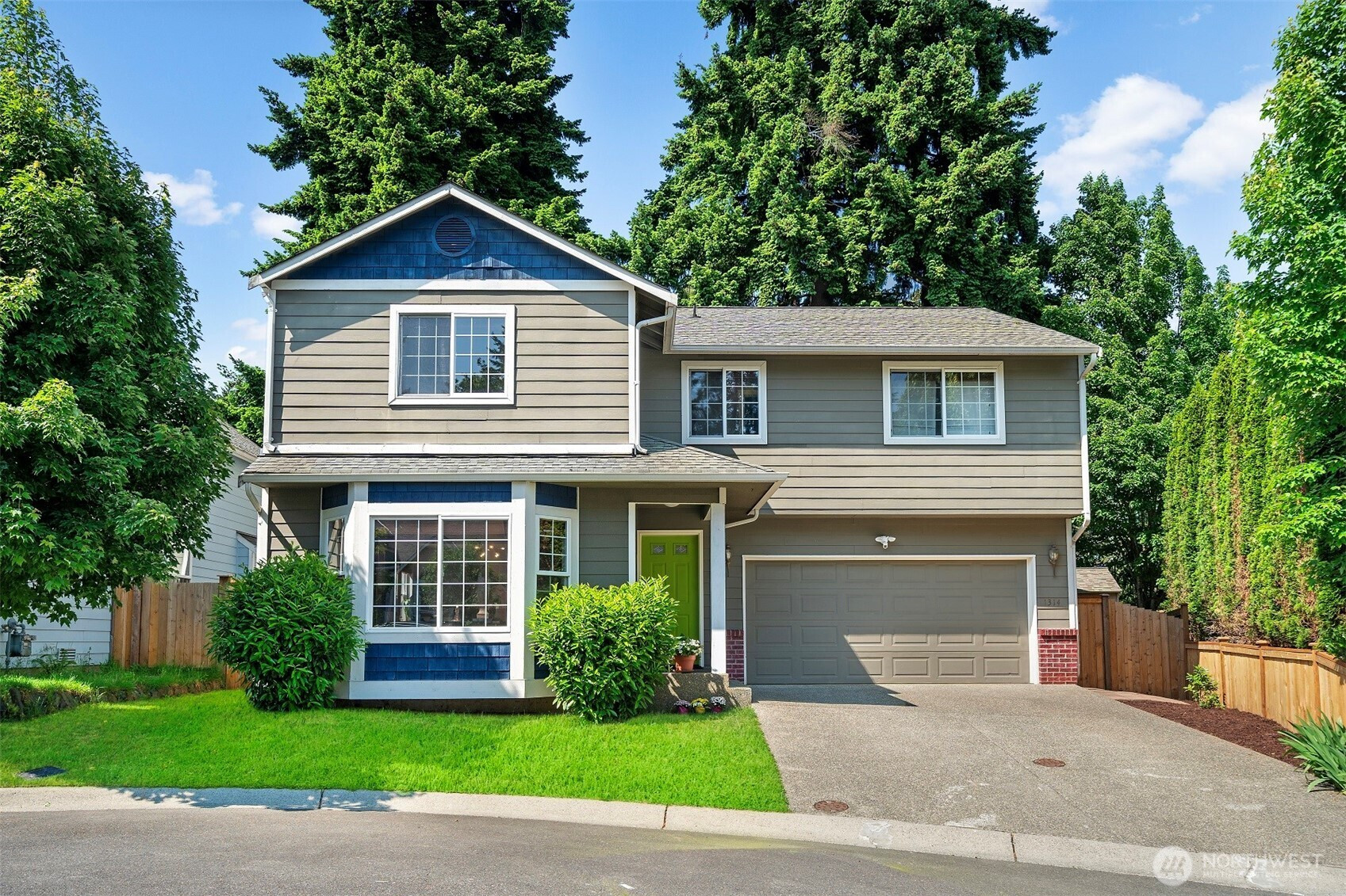 1314 N 182nd Place, Shoreline, WA 98133