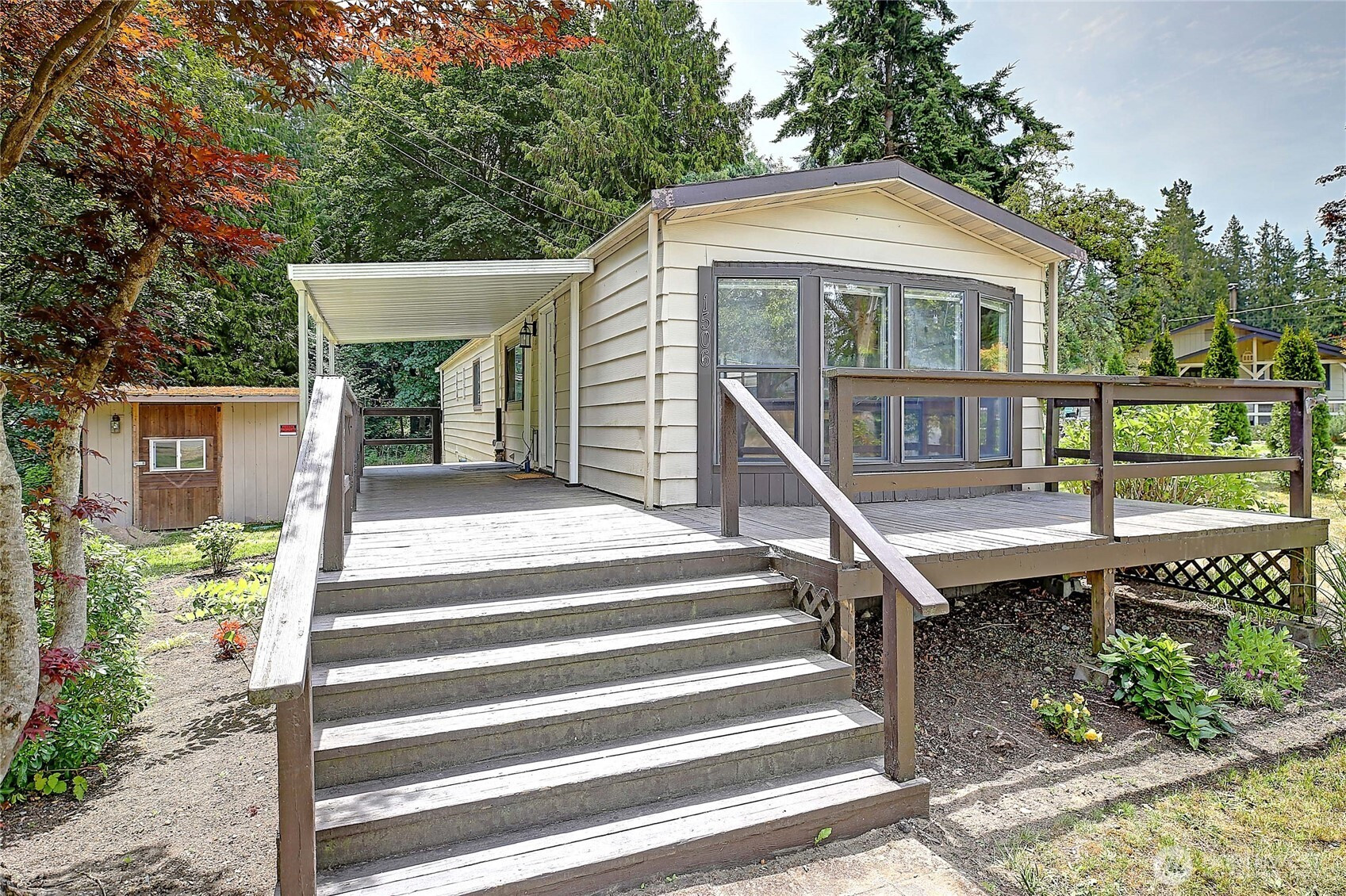 1506 Shuksan Dr, Camano Island, WA 98282