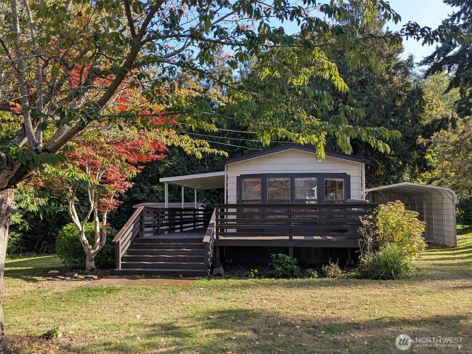 1506 Shuksan Dr, Camano Island, WA 98282