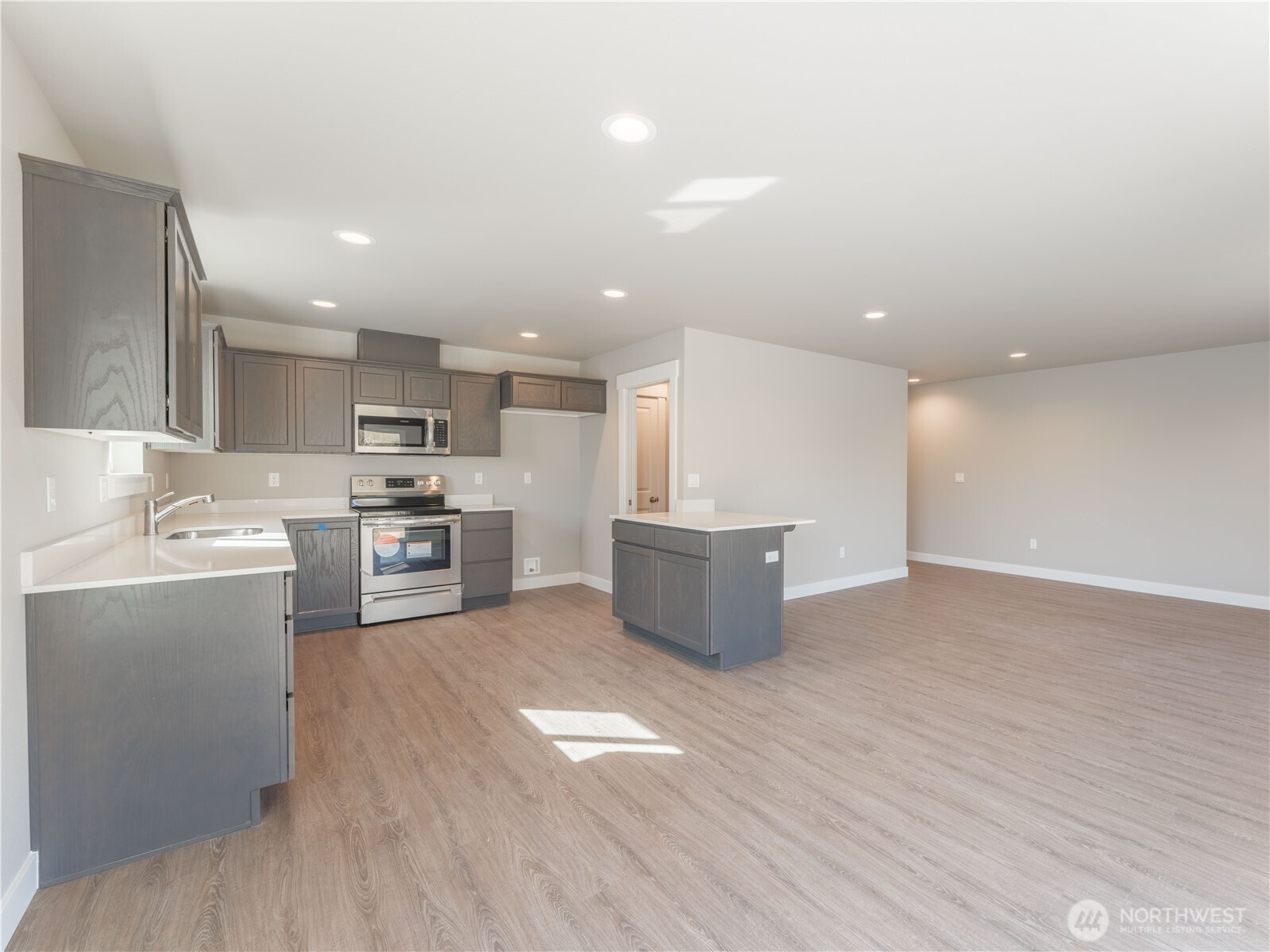 2349 NE Noah Street, East Wenatchee, WA 98802