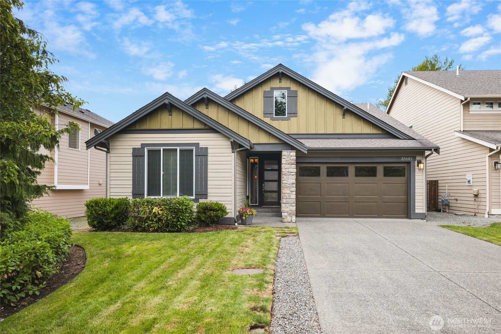 35681 30th Avenue S, Federal Way, WA 98003