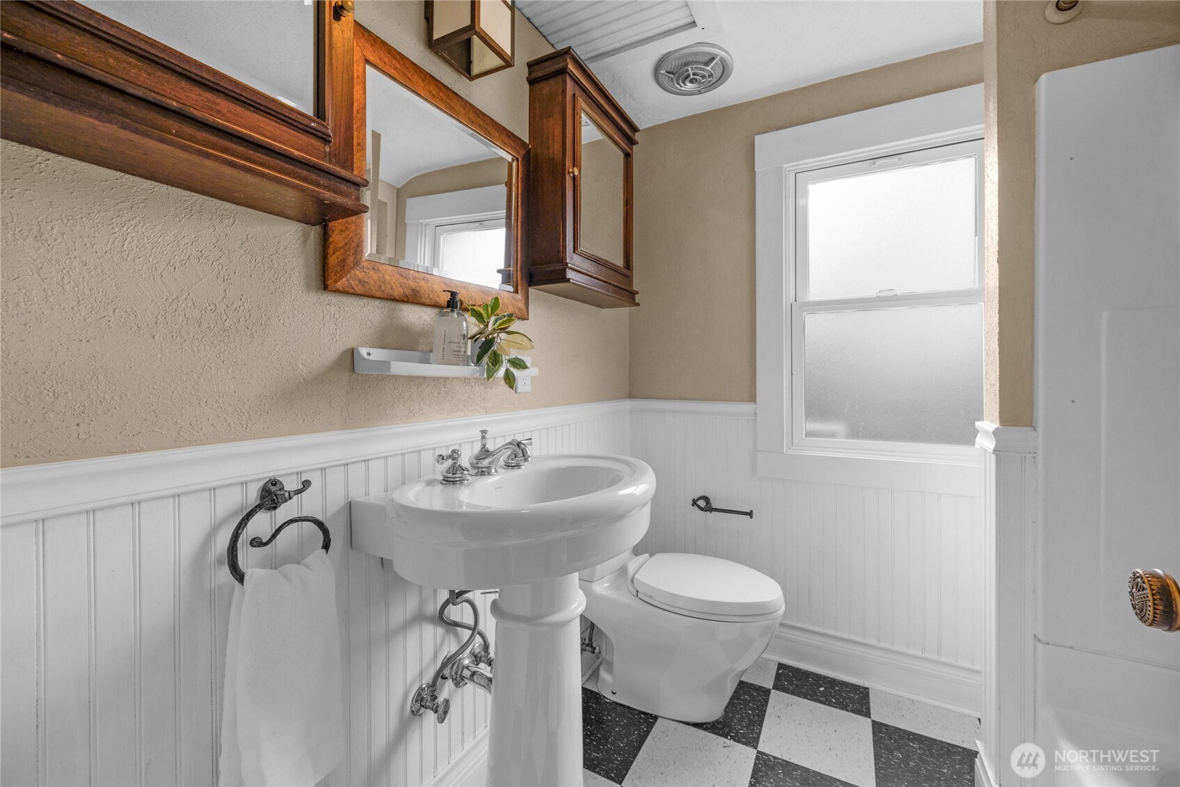 1814 SW 347th Place, Federal Way, WA 98023