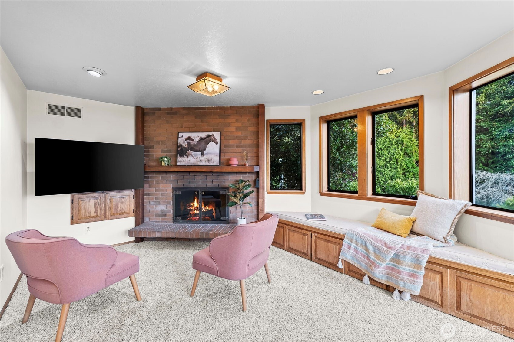 40 Garten Road, Port Ludlow, WA 98365