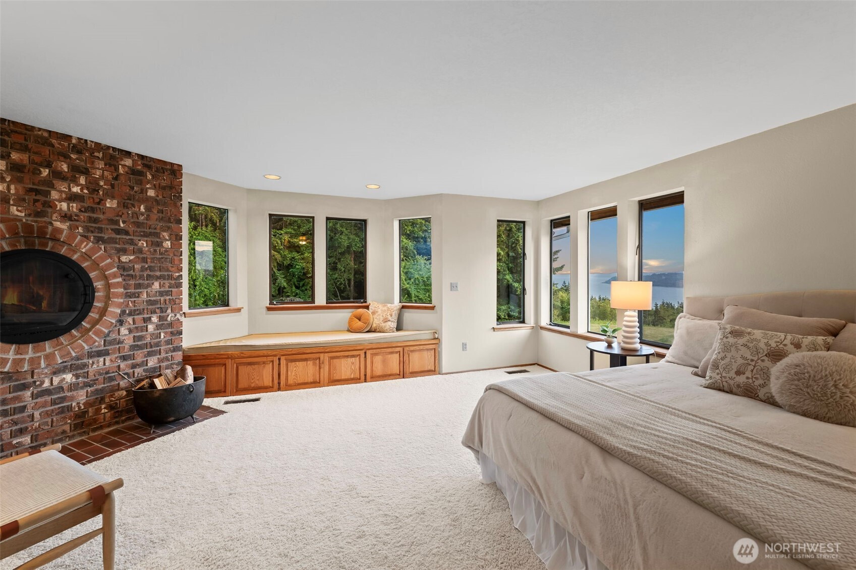 40 Garten Road, Port Ludlow, WA 98365