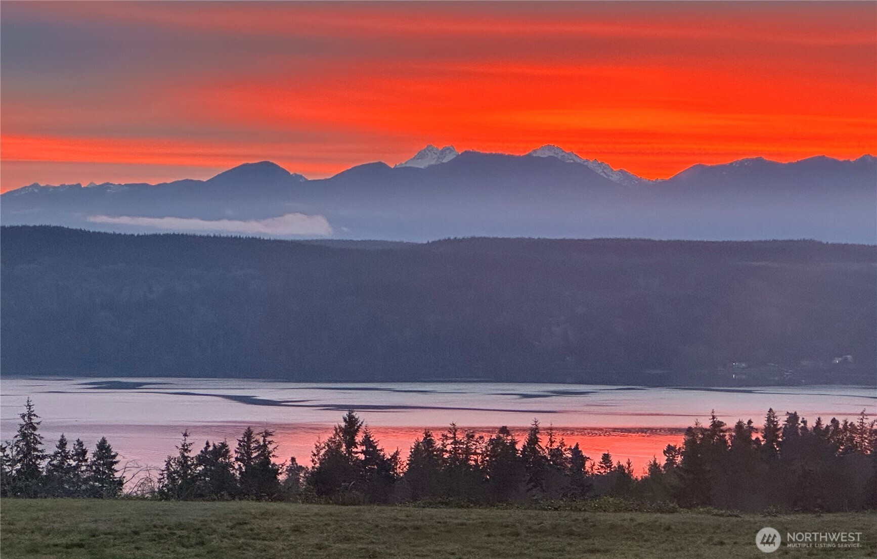 40 Garten Road, Port Ludlow, WA 98365