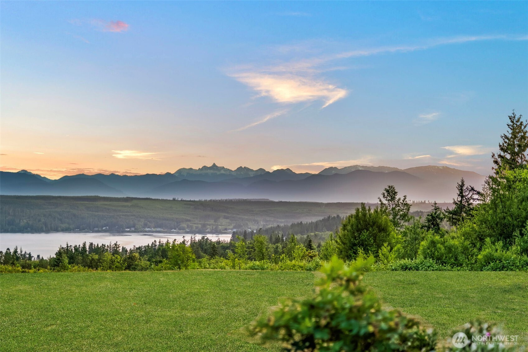 40 Garten Road, Port Ludlow, WA 98365