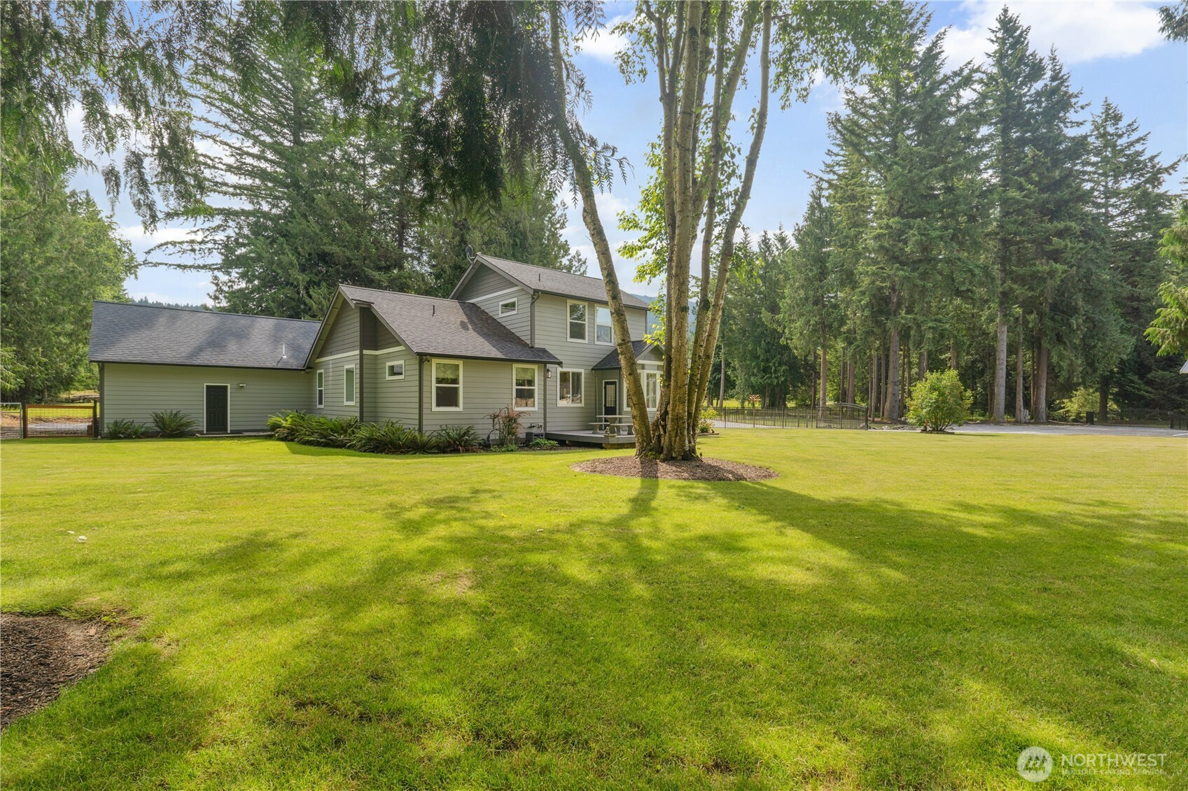 8277 Carl Road, Everson, WA 98247