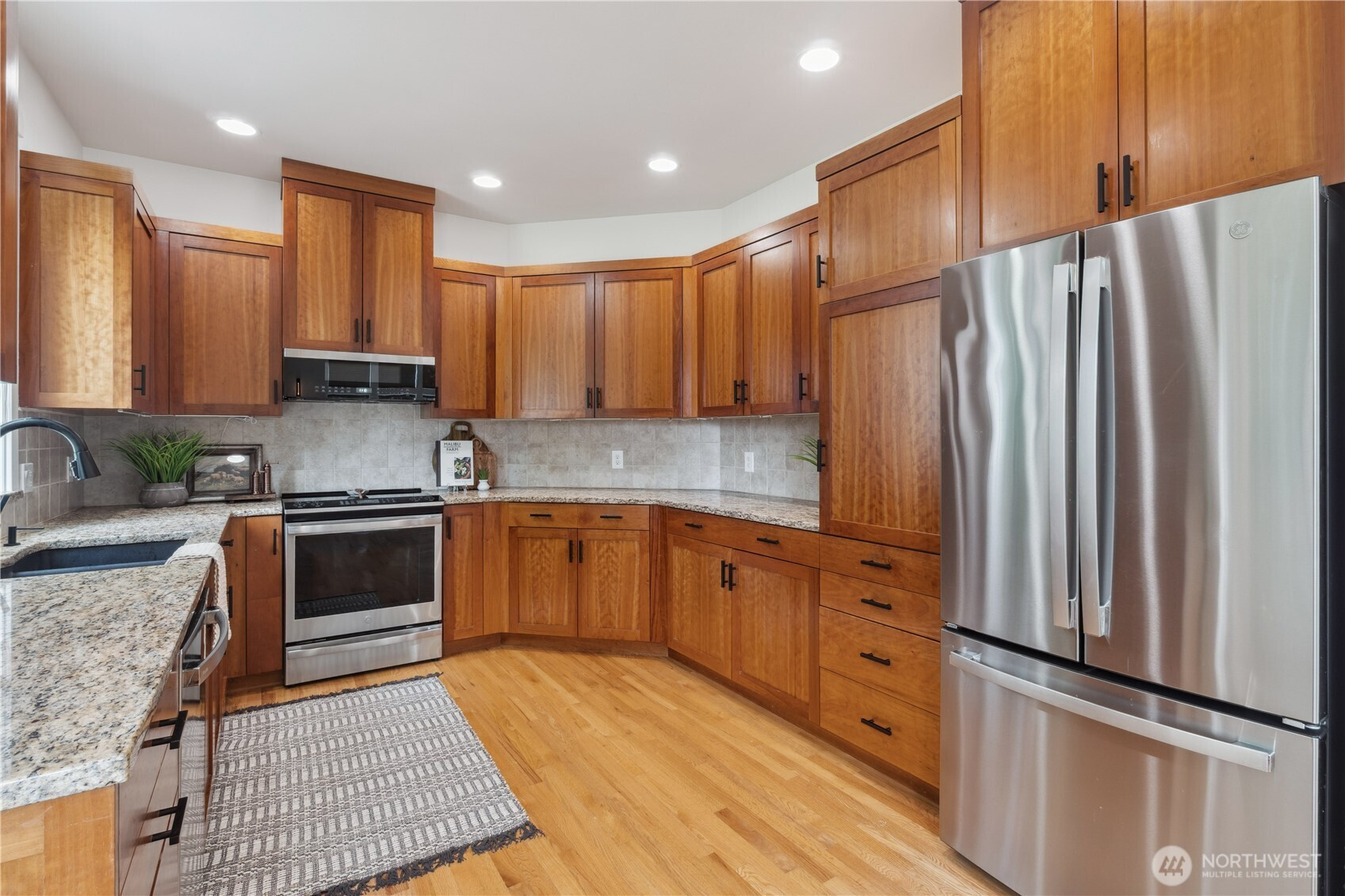 8277 Carl Road, Everson, WA 98247